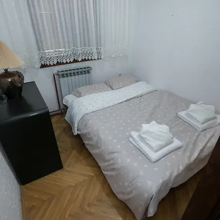 Apartament Rosica *