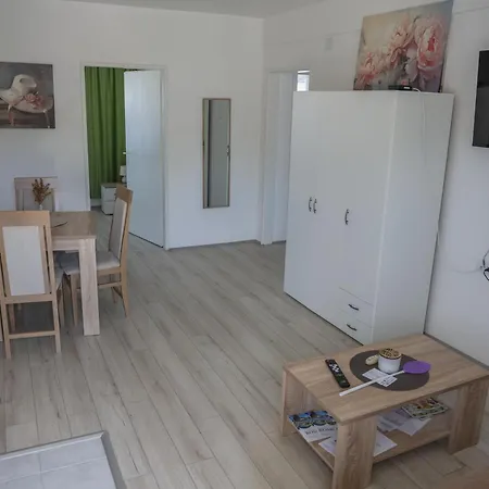 Apartament Rosica *
